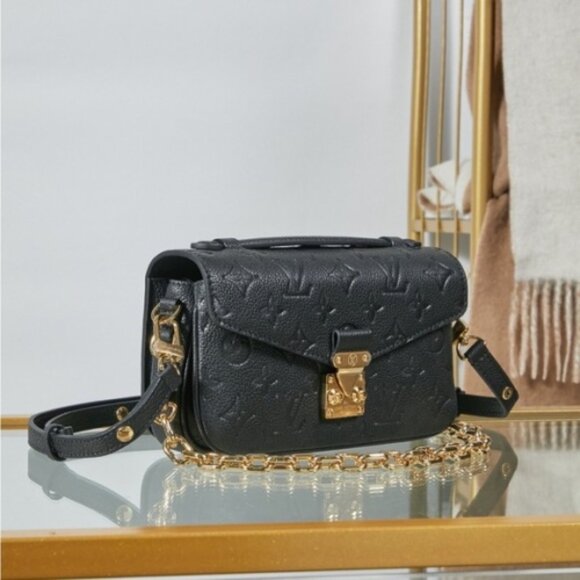 Polished LV Messenger with Pouch - Picture 1 of 9